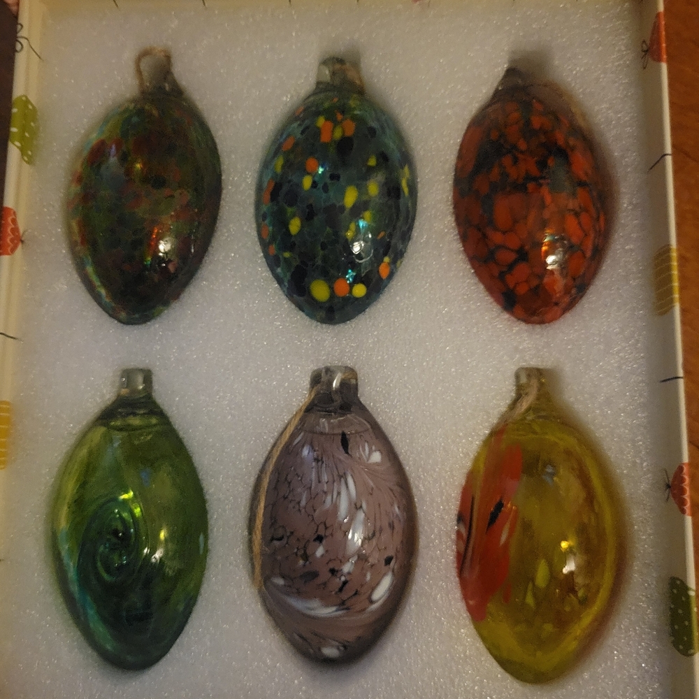 ☆NIB (6) Hand-blown Glass Egg Shape Ornaments Art Speckled & Swirled Patterns - Picture 4 of 16